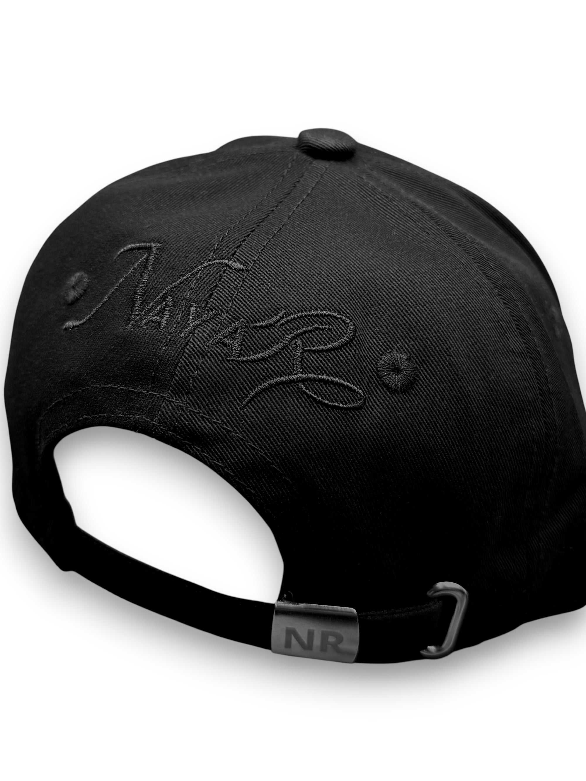 Casquette NAYAR – Full Black Signature